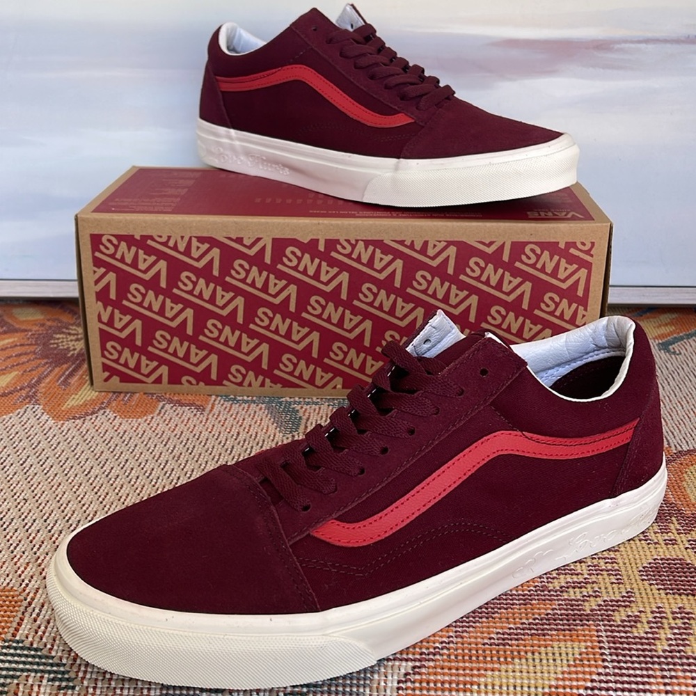 Vans Men’s Old Skool
Secret Lover Port Royale
VN0007NT4QU
Sneakers - Picture 14 of 16